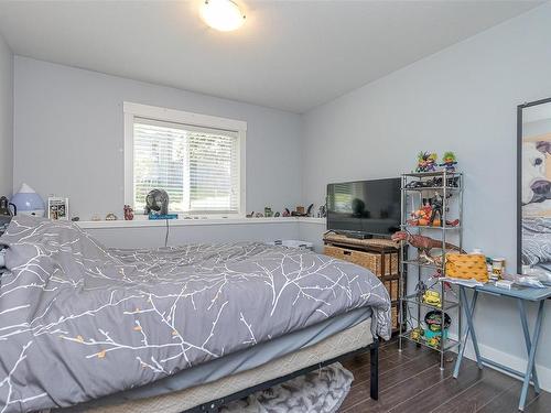 154 Cowling Pl, Nanaimo, BC - Indoor Photo Showing Bedroom