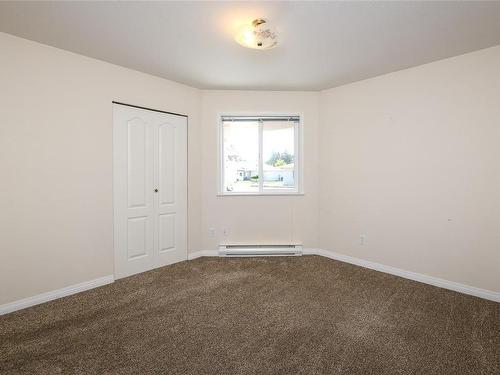 9-2030 Robb Ave, Comox, BC - Indoor Photo Showing Other Room