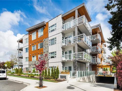 306-9861 Third St, Sidney, BC - Outdoor With Facade