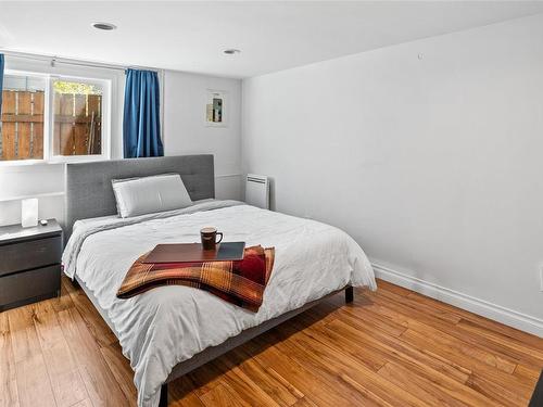 1451 Brooke St, Victoria, BC - Indoor Photo Showing Bedroom