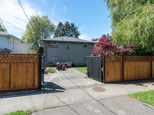 1451 Brooke St, Victoria, BC - Outdoor