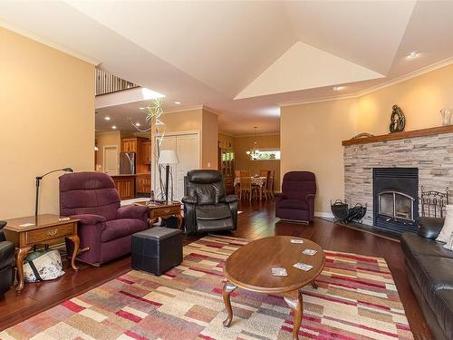 1450 White Pine Terr, Highlands, BC - Indoor Photo Showing Living Room With Fireplace