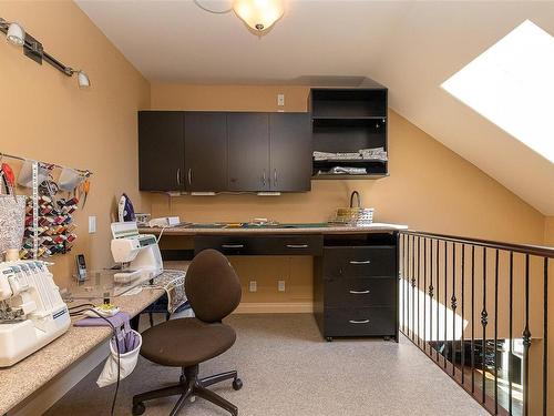 1450 White Pine Terr, Highlands, BC - Indoor Photo Showing Office