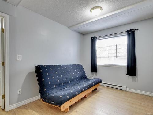 1187 Gait Lane, Saanich, BC - Indoor Photo Showing Other Room
