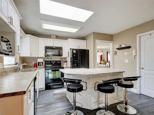 1187 Gait Lane, Saanich, BC - Indoor Photo Showing Kitchen With Double Sink