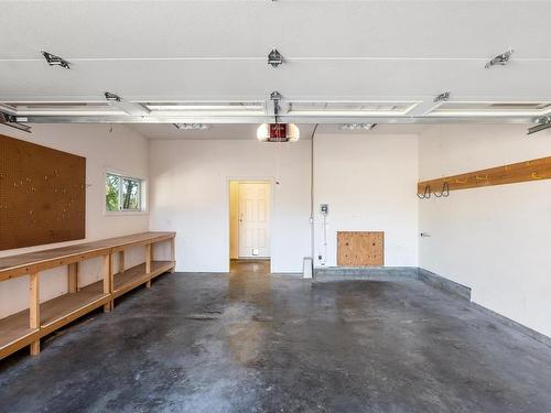 2066 Gourman Pl, Langford, BC - Indoor Photo Showing Garage