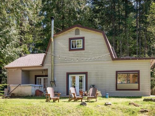 1650 Hess Rd, Gabriola Island, BC - Outdoor With Exterior