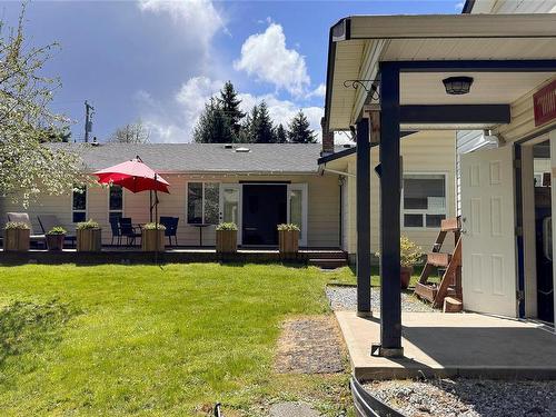 1307 Sunrise Dr, French Creek, BC - Outdoor With Deck Patio Veranda