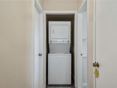 770 Ralph Hutton Dr, Campbell River, BC - Indoor Photo Showing Laundry Room