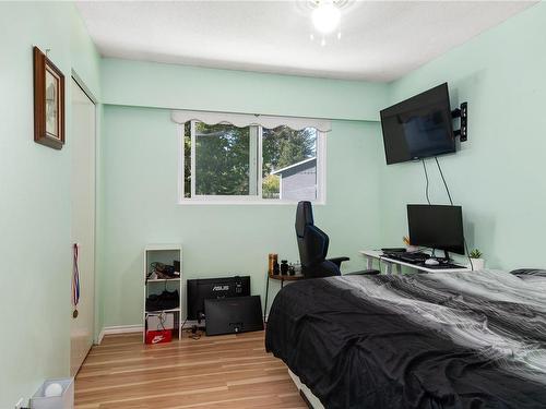 770 Ralph Hutton Dr, Campbell River, BC - Indoor Photo Showing Bedroom