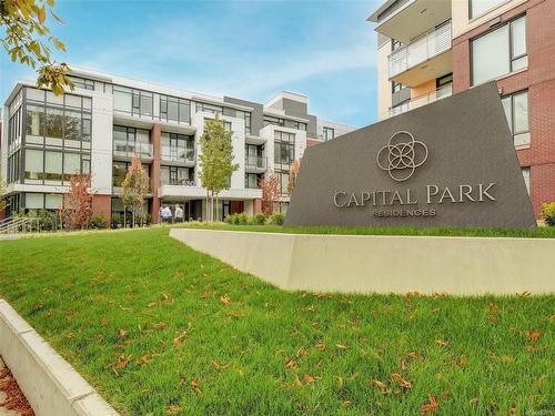 405-550 Michigan St, Victoria, BC - Outdoor With Balcony With Facade