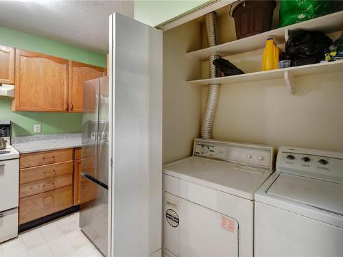 2-10 Ashlar Rd, Nanaimo, BC - Indoor Photo Showing Laundry Room