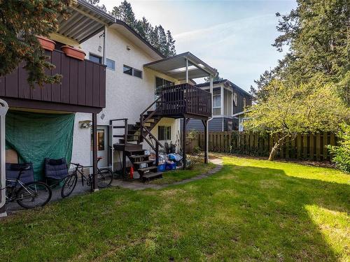 4366 Majestic Dr, Saanich, BC - Outdoor