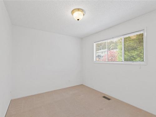1530 Marban Rd, Nanaimo, BC - Indoor Photo Showing Other Room