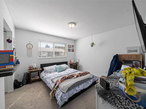 4-941 Malone Rd, Ladysmith, BC - Indoor Photo Showing Bedroom