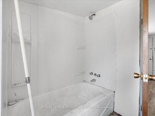 10 West Park Lane, Addington Highlands, ON -  Photo Showing Bathroom
