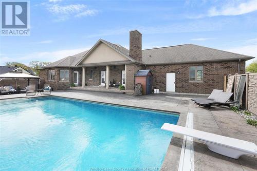 1027 Mersea Road 2, Leamington, ON - Outdoor With In Ground Pool