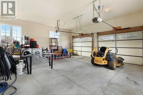 1027 Mersea Road 2, Leamington, ON - Indoor Photo Showing Garage