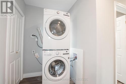136 Gage Avenue S, Hamilton, ON - Indoor Photo Showing Laundry Room