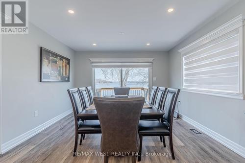 32 Lawrence Street S, Kawartha Lakes, ON - Indoor Photo Showing Dining Room