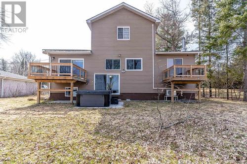 32 Lawrence Street S, Kawartha Lakes, ON - Outdoor With Exterior