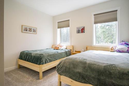 24 - 4926 Timber Ridge Road, Invermere, BC - Indoor Photo Showing Bedroom