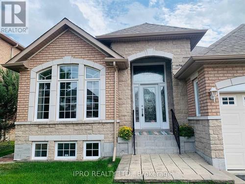 2506 Hertfordshire Way, Oakville, ON - Outdoor With Facade
