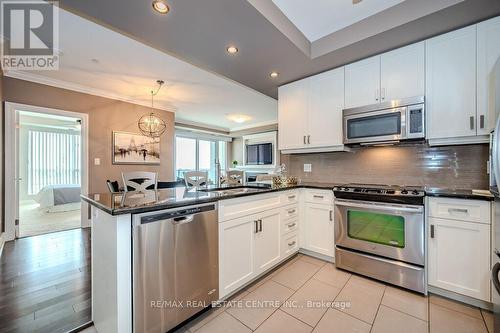 1506 - 160 Macdonell Street, Guelph, ON - Indoor Photo Showing Kitchen With Stainless Steel Kitchen With Upgraded Kitchen