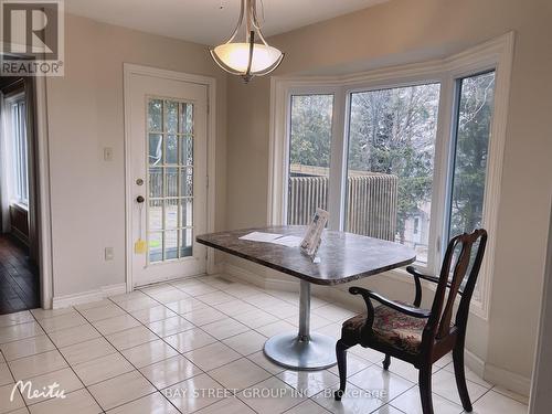 19 Bluebell Crescent, Hamilton, ON - Indoor Photo Showing Dining Room