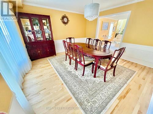 19 Bluebell Crescent, Hamilton, ON - Indoor Photo Showing Dining Room