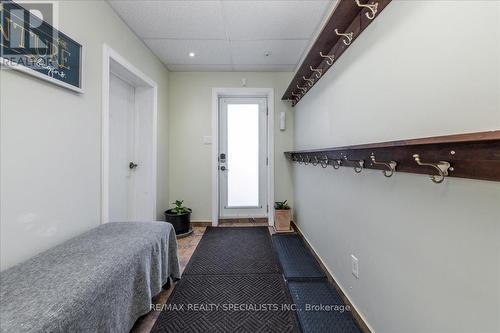 1 - 215 Edward Street, Clearview, ON - Indoor Photo Showing Other Room