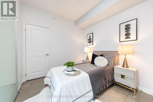 1005 - 59 Annie Craig Drive, Toronto, ON - Indoor Photo Showing Bedroom