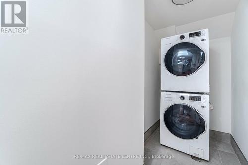 Bsmt - 2298 Grand Oak Trail, Oakville, ON - Indoor Photo Showing Laundry Room