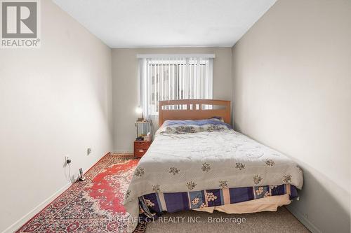 35 - 1016 Falgarwood Drive, Oakville, ON - Indoor Photo Showing Bedroom