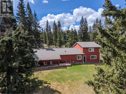 6345 Wolfe Road, 100 Mile House, BC - Outdoor