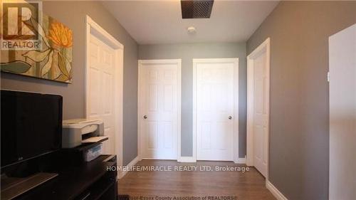 23378 Jeanette'S Creek Road, Chatham-Kent, ON - Indoor Photo Showing Other Room