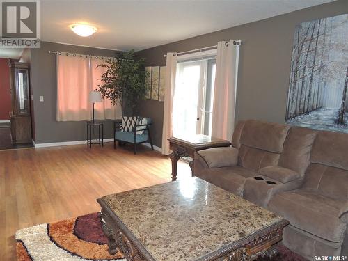20 Harbour View Drive, Cymri Rm No. 36, SK - Indoor Photo Showing Living Room