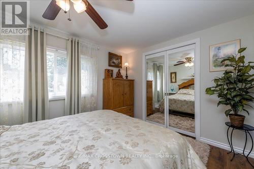 23 Recreation Drive, Innisfil, ON - Indoor Photo Showing Bedroom