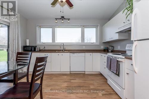 2 - 215 Edward Street E, Clearview, ON - Indoor Photo Showing Kitchen With Double Sink