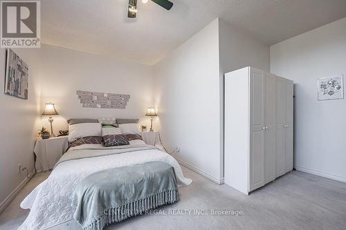 115 - 8 Mondeo Drive, Toronto, ON - Indoor Photo Showing Bedroom