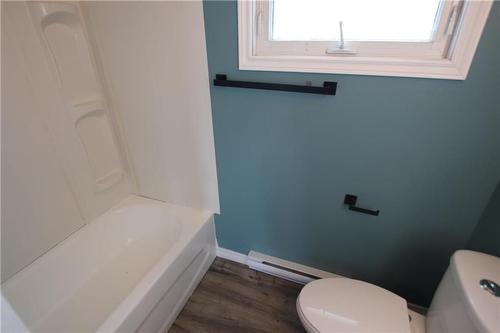 370 Keewatin Street, The Pas, MB - Indoor Photo Showing Bathroom