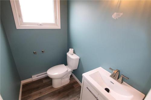370 Keewatin Street, The Pas, MB - Indoor Photo Showing Bathroom