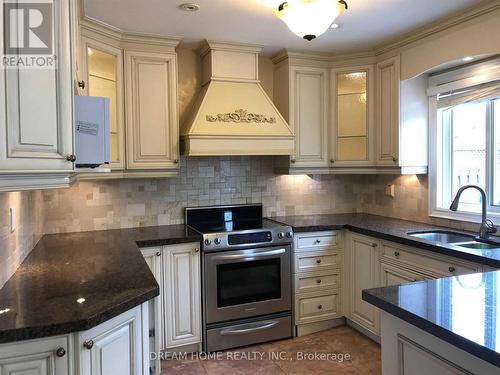 Main - 597 Fairview Road W, Mississauga, ON - Indoor Photo Showing Kitchen With Double Sink