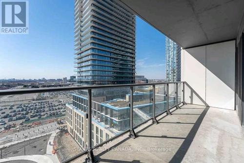 1007 - 1000 Portage Parkway, Vaughan, ON - Outdoor With Balcony