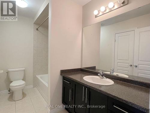 80 Vinton Road, Hamilton, ON - Indoor Photo Showing Bathroom