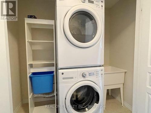 80 Vinton Road, Hamilton, ON - Indoor Photo Showing Laundry Room