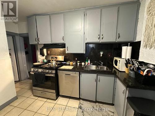 15 Victoria Avenue E, Toronto (Weston), ON - Indoor Photo Showing Kitchen