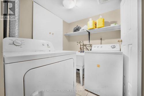 47 Ridgefield Court, Brampton, ON - Indoor Photo Showing Laundry Room