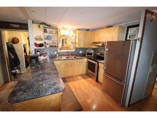 2036 Loff Road, Castlegar, BC - Indoor Photo Showing Kitchen With Stainless Steel Kitchen With Double Sink