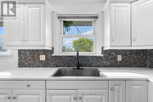 2425 County Rd 3, Prince Edward County, ON - Indoor Photo Showing Kitchen